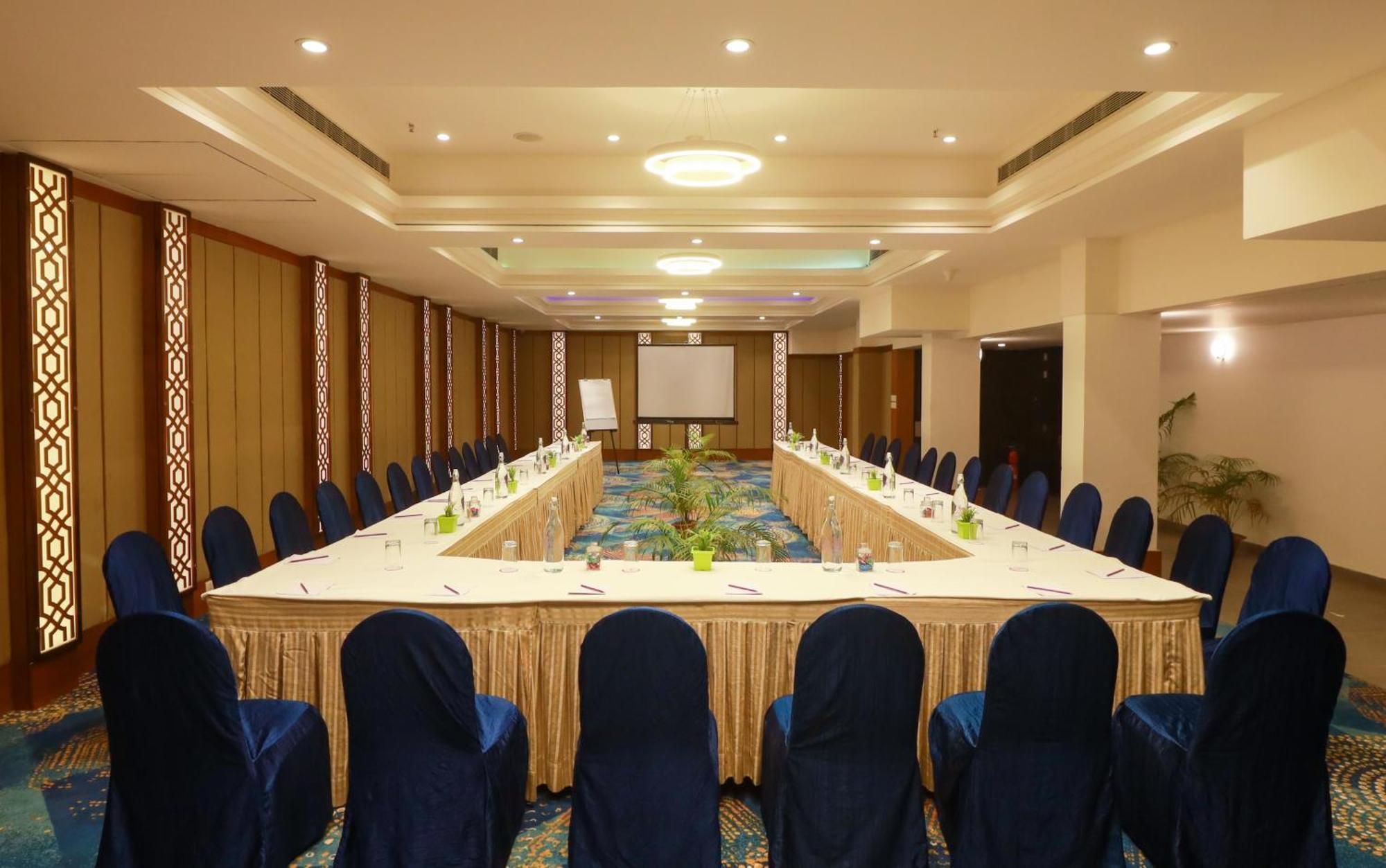 Ira By Orchid Bhubaneswar Otel Dış mekan fotoğraf