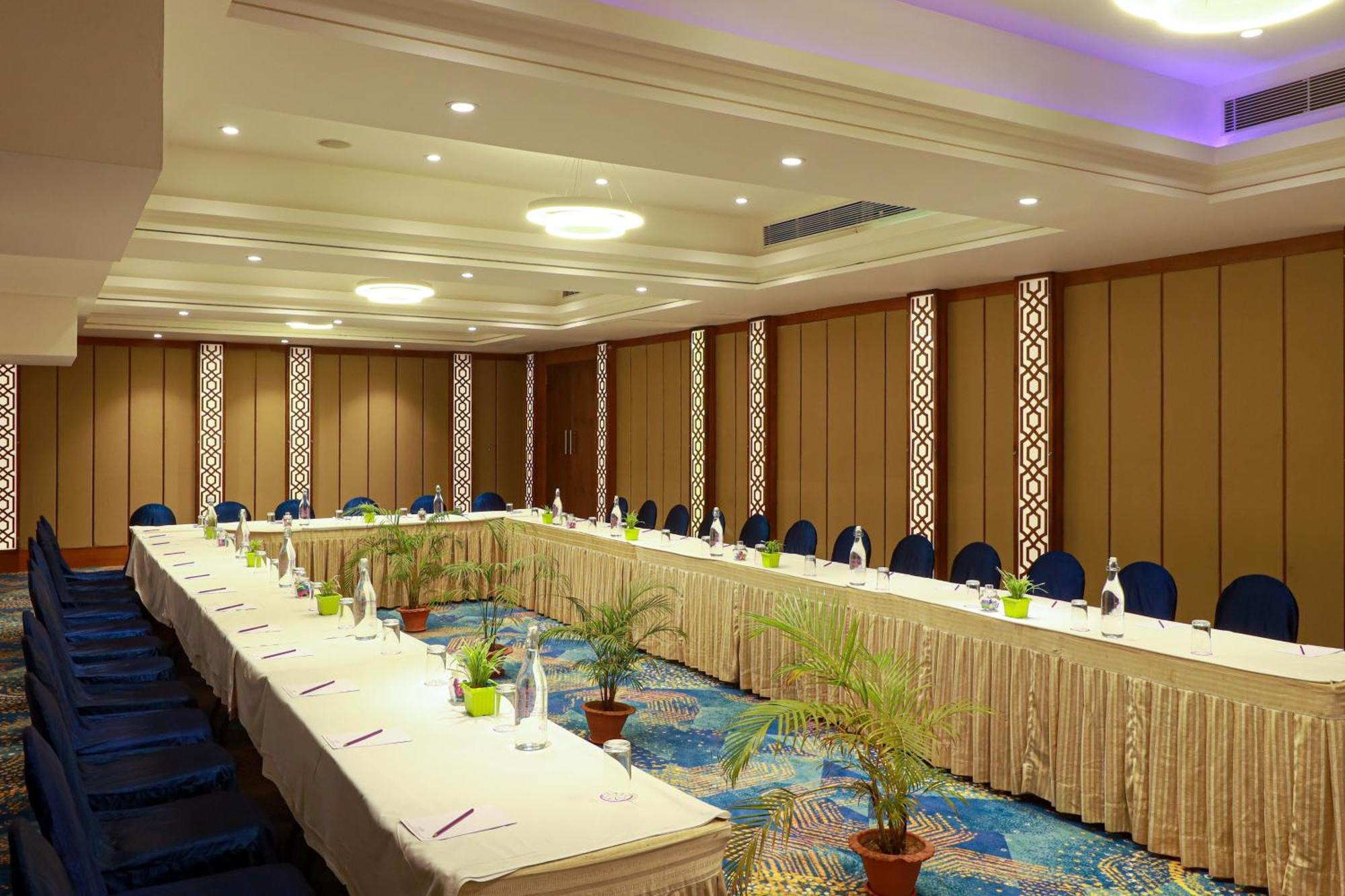 Ira By Orchid Bhubaneswar Otel Dış mekan fotoğraf