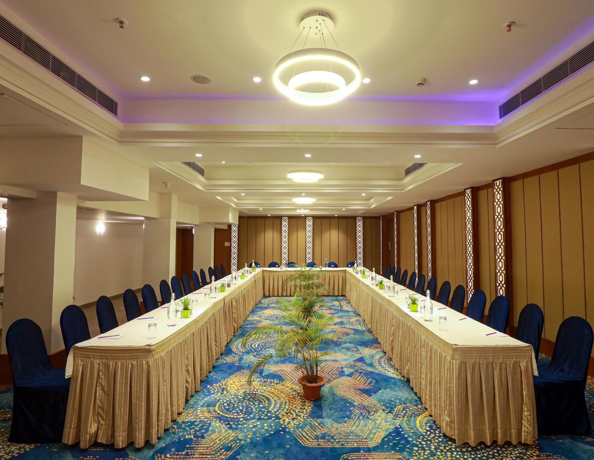 Ira By Orchid Bhubaneswar Otel Dış mekan fotoğraf
