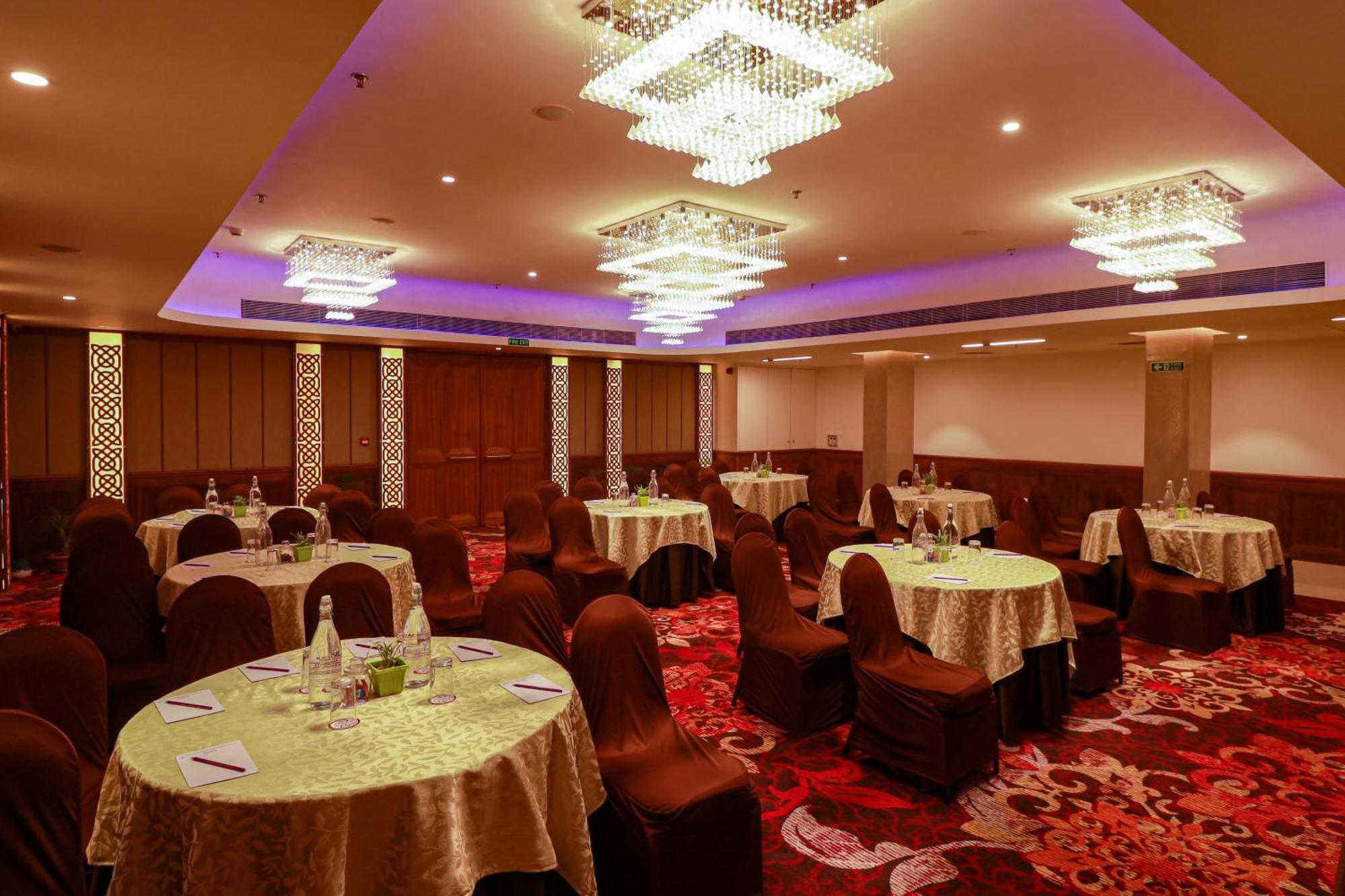 Ira By Orchid Bhubaneswar Otel Dış mekan fotoğraf