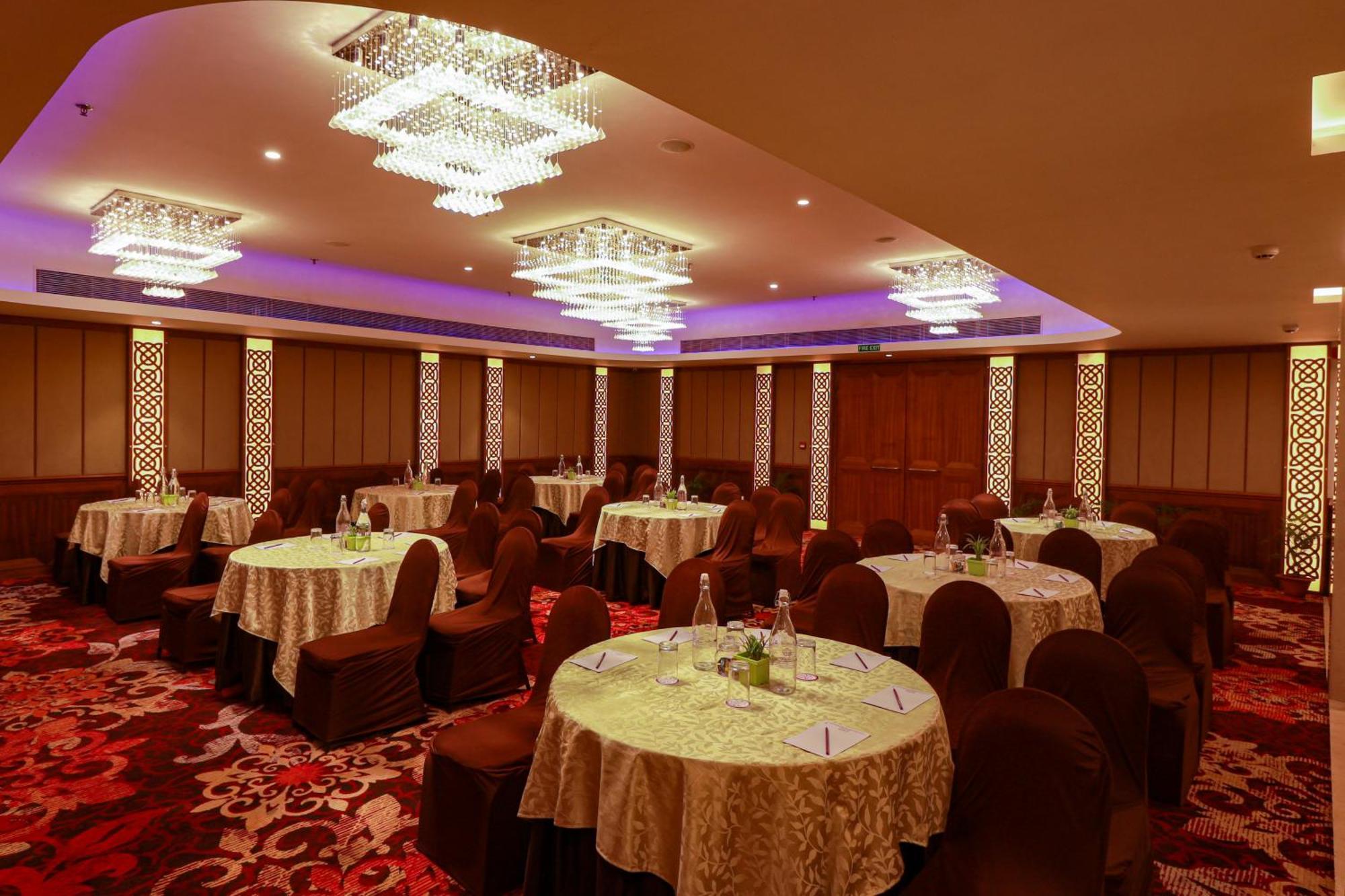 Ira By Orchid Bhubaneswar Otel Dış mekan fotoğraf