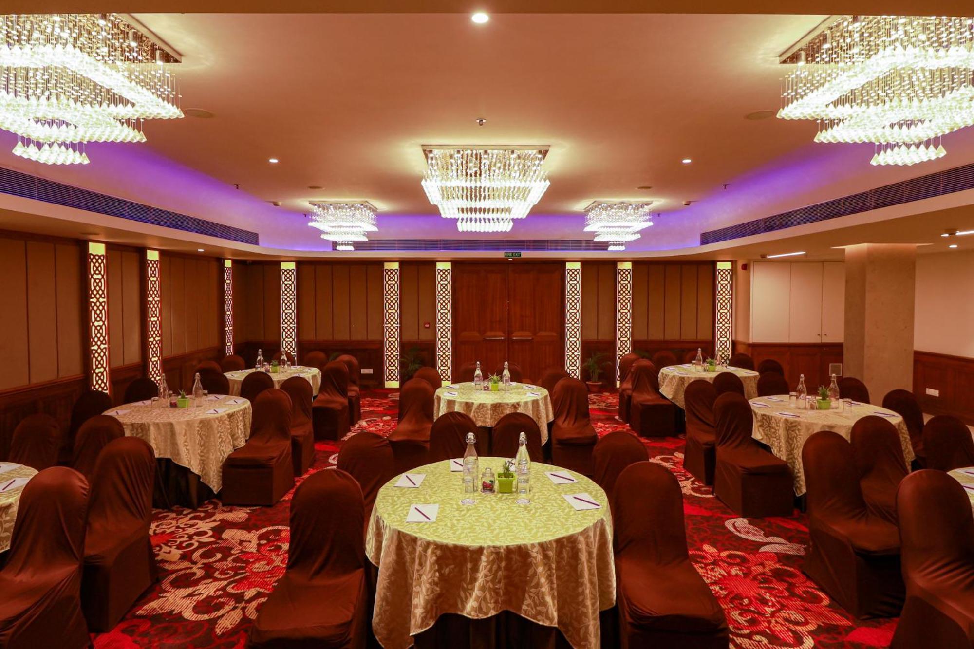 Ira By Orchid Bhubaneswar Otel Dış mekan fotoğraf