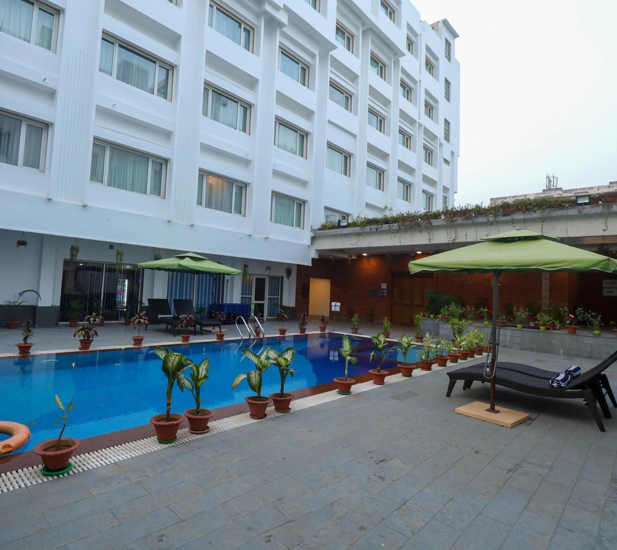 Ira By Orchid Bhubaneswar Otel Dış mekan fotoğraf