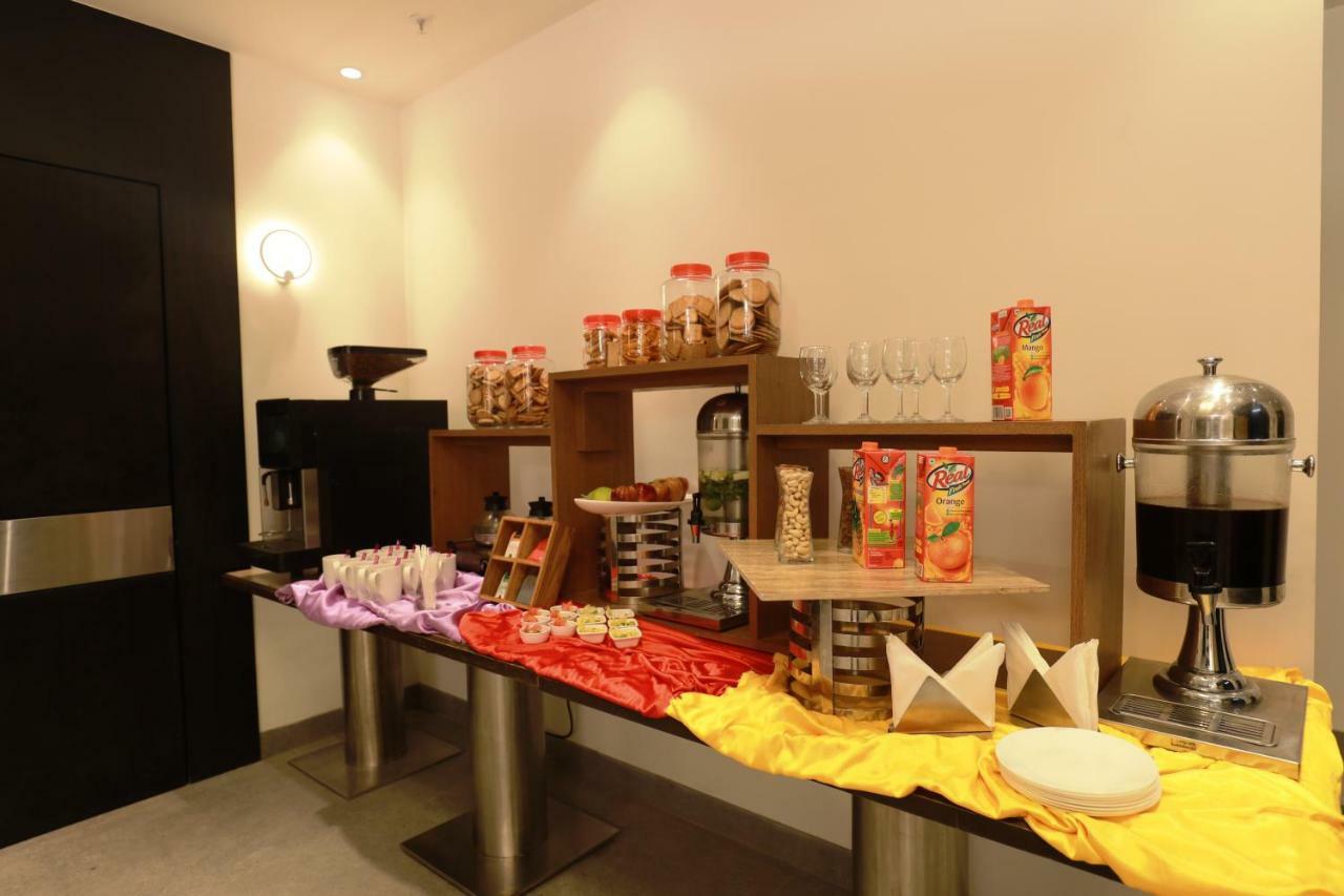 Ira By Orchid Bhubaneswar Otel Dış mekan fotoğraf